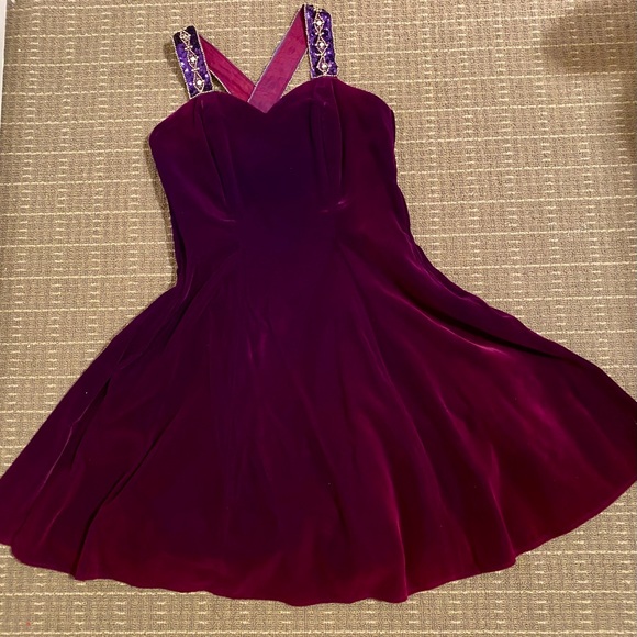 DE LARU Vintage cocktail dress - Elegant Purple Velvet Sz8 - Picture 1 of 5